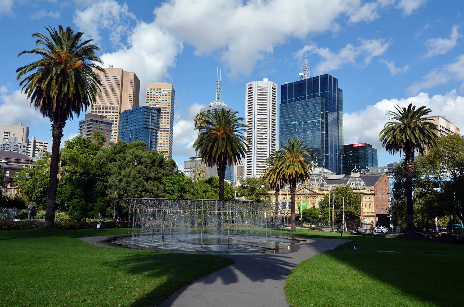 Parliament-Gardens-Reserve-Melbourne